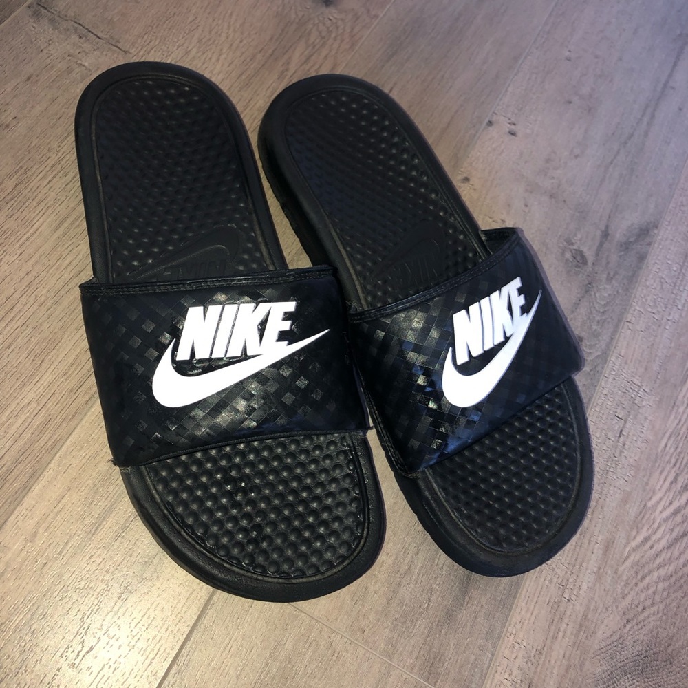 Black Nike Slides